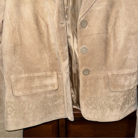 Liz Claiborne Tan Suede Blazer - Picture 2 of 6